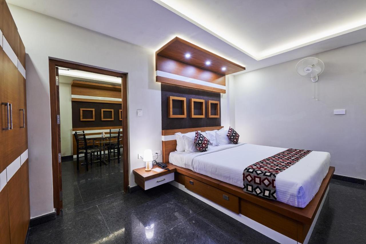 Hotel Vidya Residency Thrissur Esterno foto