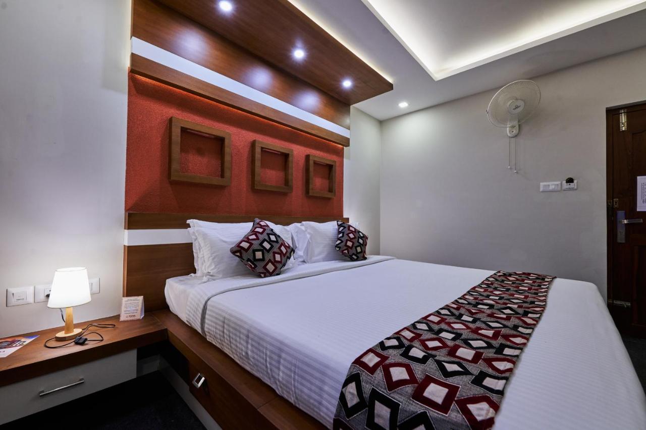 Hotel Vidya Residency Thrissur Esterno foto