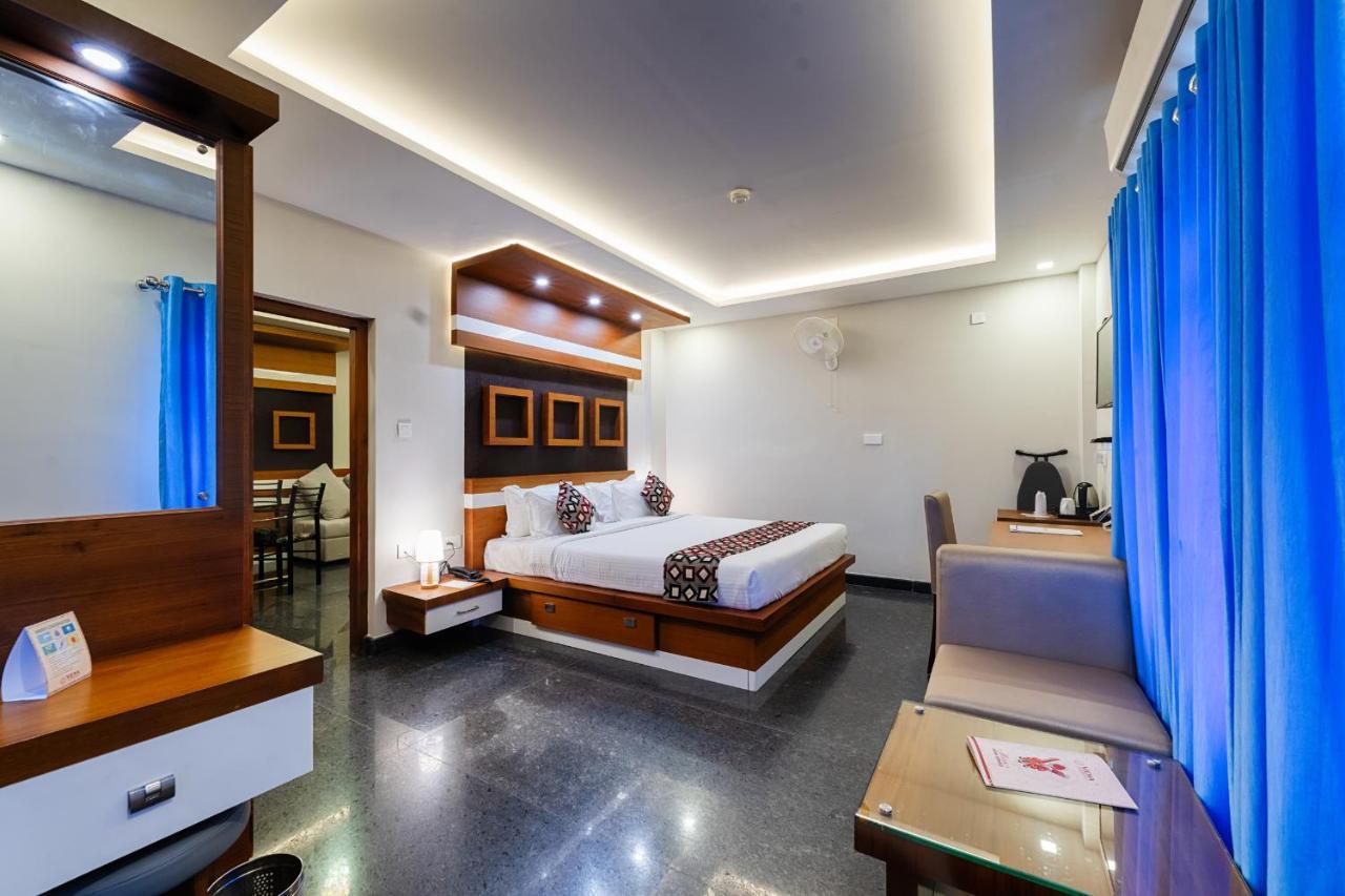 Hotel Vidya Residency Thrissur Esterno foto