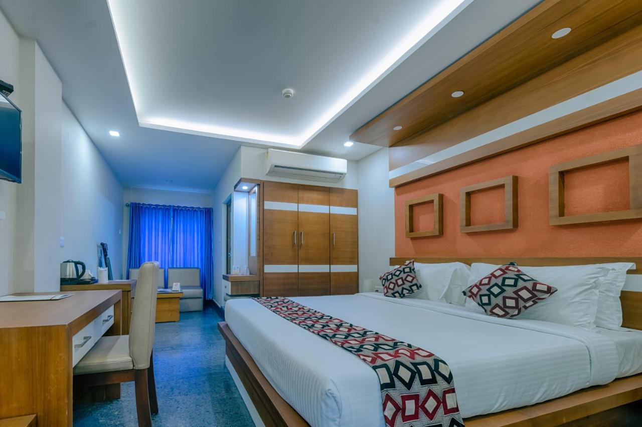Hotel Vidya Residency Thrissur Esterno foto