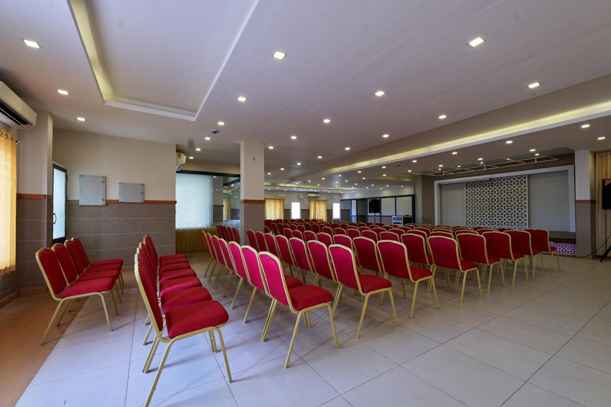 Hotel Vidya Residency Thrissur Esterno foto